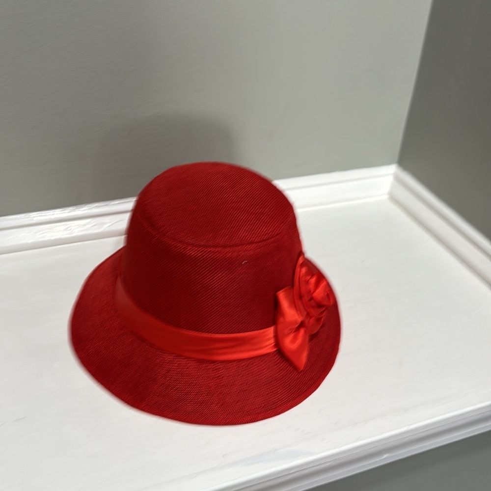 Red Victorian Bucket Bell Hat w/ Bow- size 58 - Picture 3 of 10